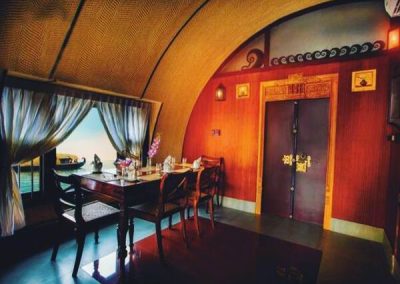 Punnamada Houseboats