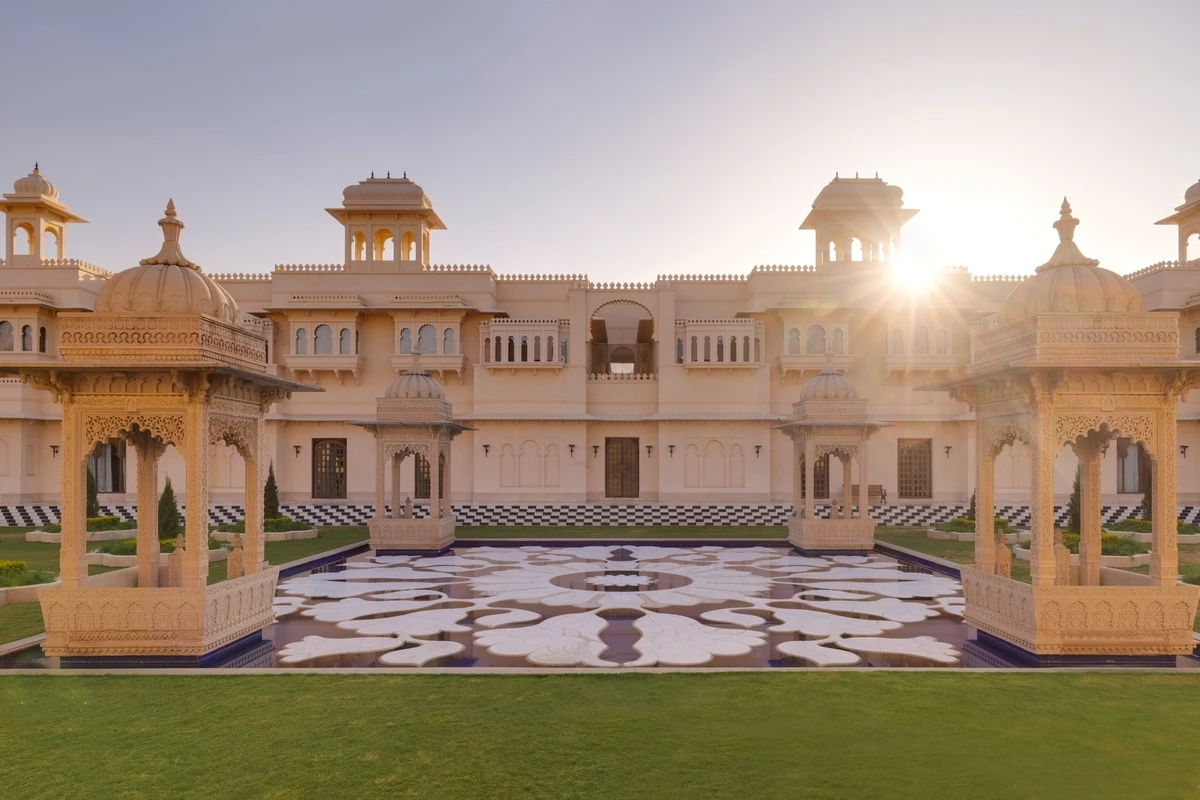 Holidays to Oberoi Udaivilas India