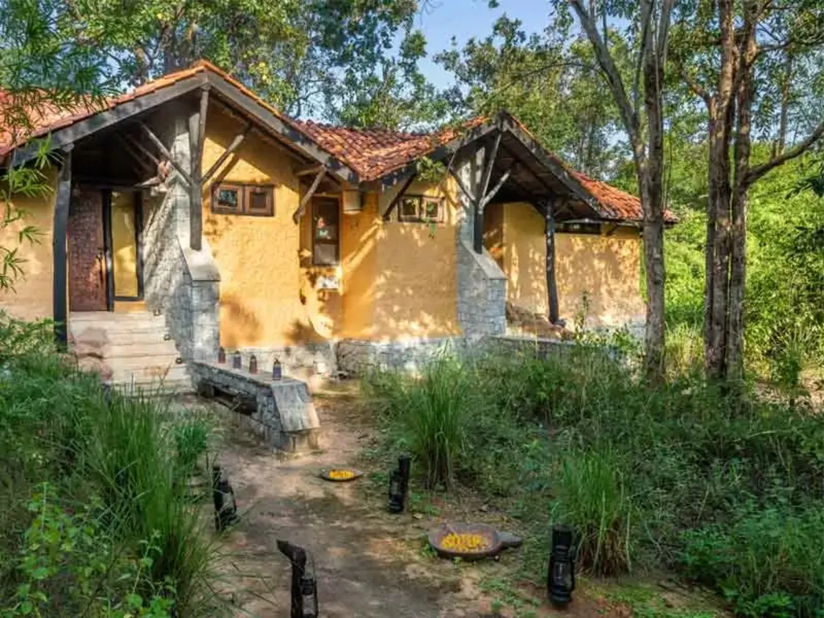 Kanha Earth Lodge